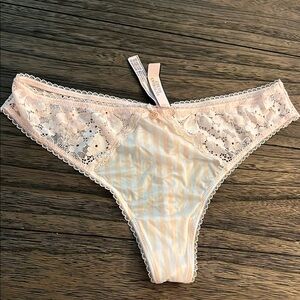 Lace Trim‎ Striped Panties